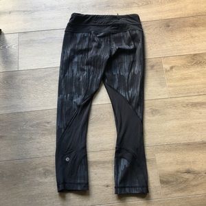 Lululemon run inspire crop leggings